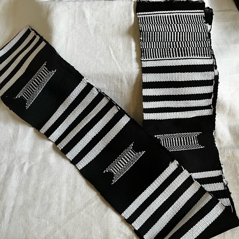 Black and White Cultural Kente Stole.